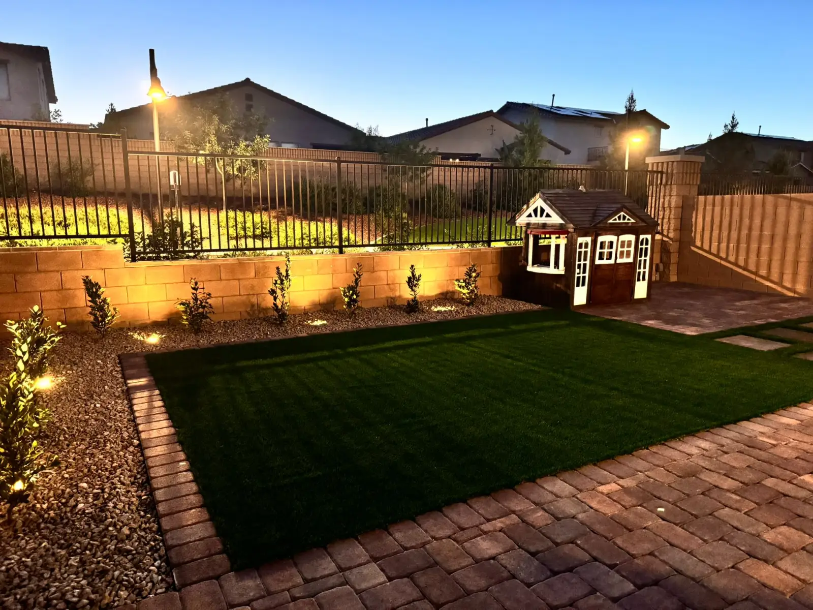 Front yard landscape maintenance and improvement in Las Vegas